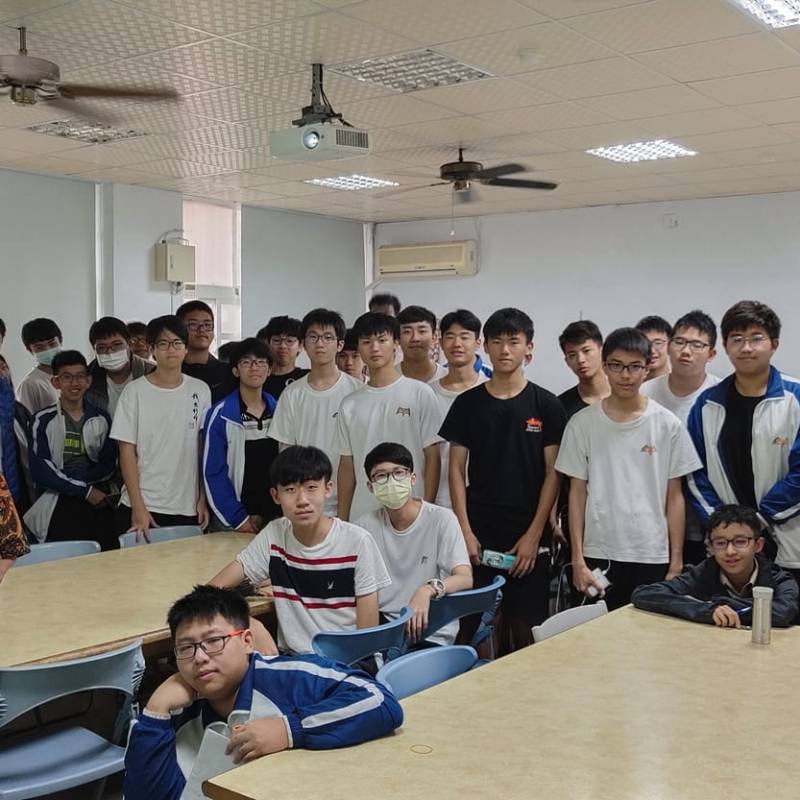 詹翔欽-新竹高中品牌實戰教育分享