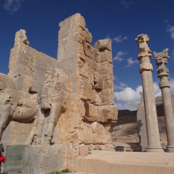 伊朗旅遊母免驚！3景點掀千年波斯帝國神秘面紗